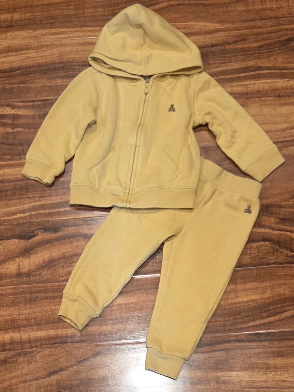 GAP Baby EUC 18-24 Months Yellow Hooded Sweatshirt and Pants Set